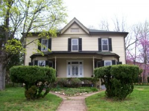  - Photo 1