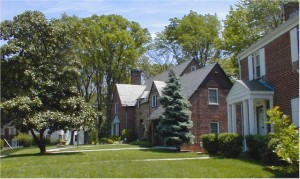 The Well-Manicured Lawns of Hillcrest
