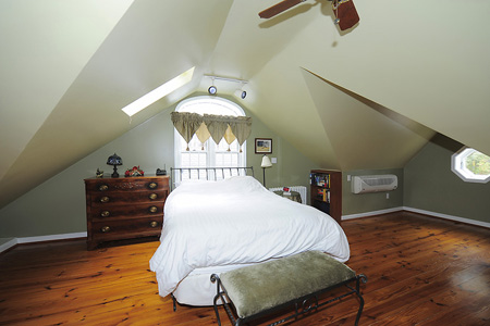 Cape Cod Bedroom